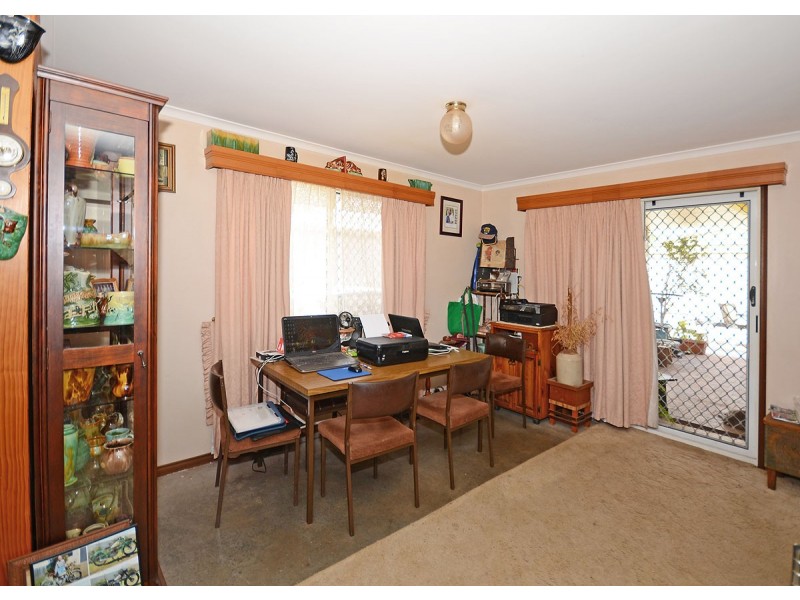 27 Hastings Street, Hervey Bay QLD 4655