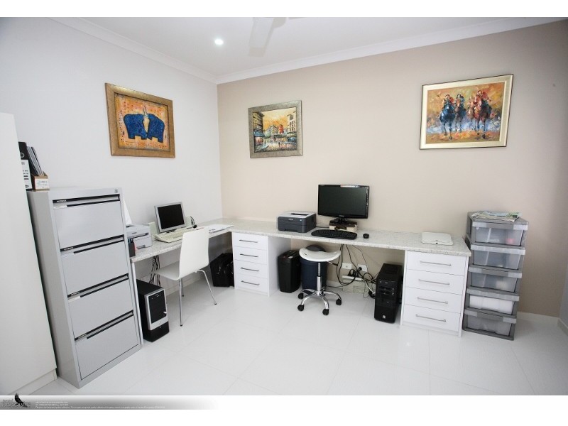 17 Louise Drive, Burrum Heads QLD 4659