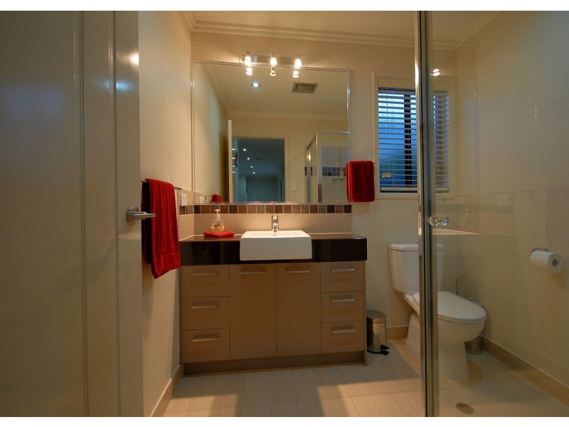 29 Mary Street, Scarness QLD 4655