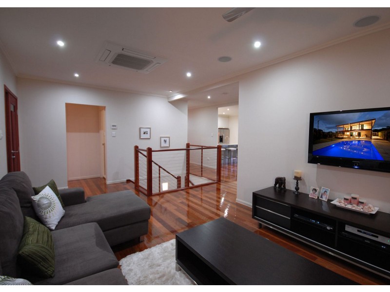29 Mary Street, Scarness QLD 4655