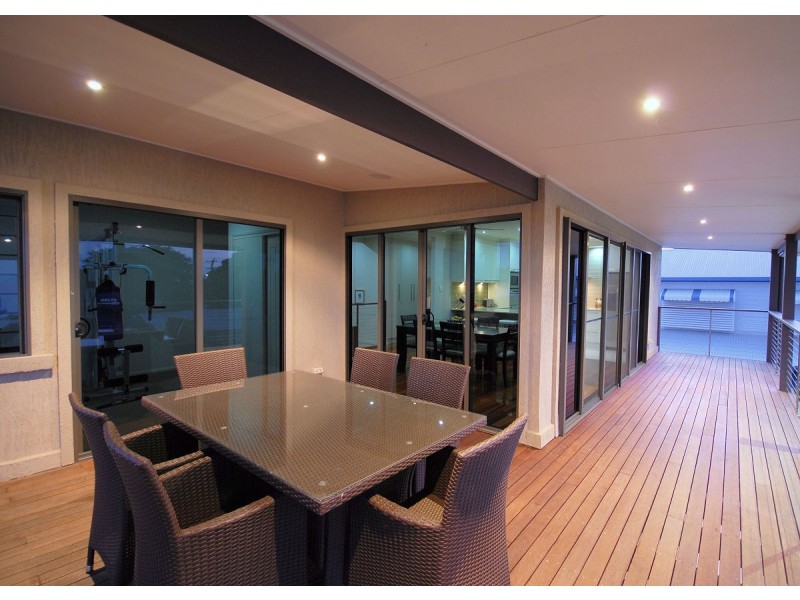29 Mary Street, Scarness QLD 4655