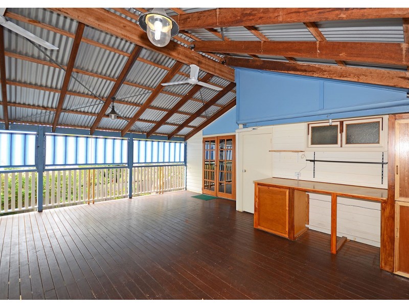 72 Spence Street, Point Vernon QLD 4655