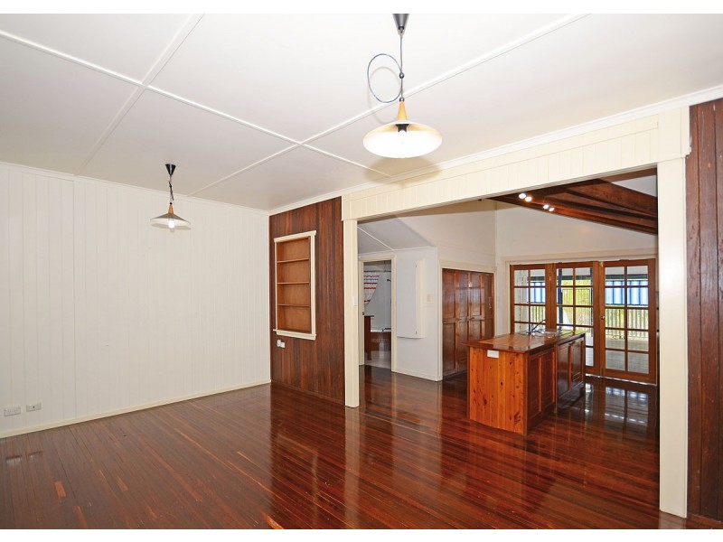 72 Spence Street, Point Vernon QLD 4655