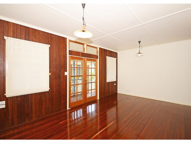 72 Spence Street, Point Vernon QLD 4655