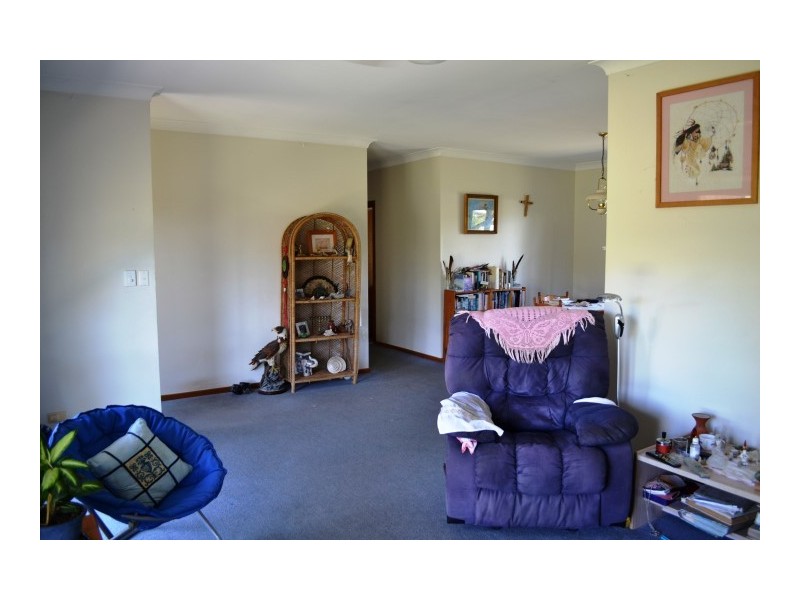 1 Preston Street, Point Vernon QLD 4655