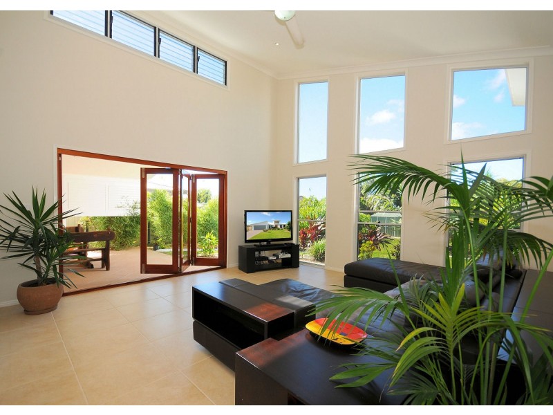 16 Noeme Street, Burrum Heads QLD 4659