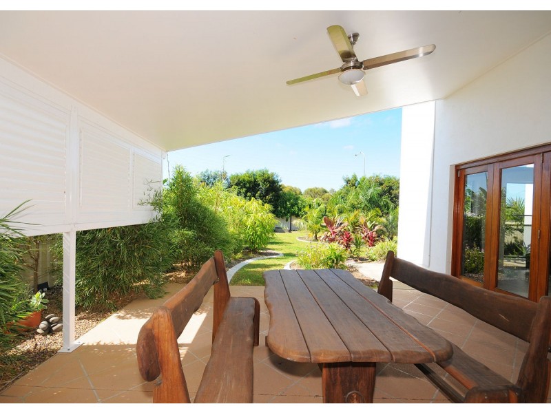 16 Noeme Street, Burrum Heads QLD 4659