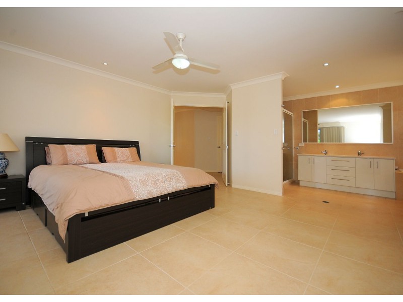 16 Noeme Street, Burrum Heads QLD 4659