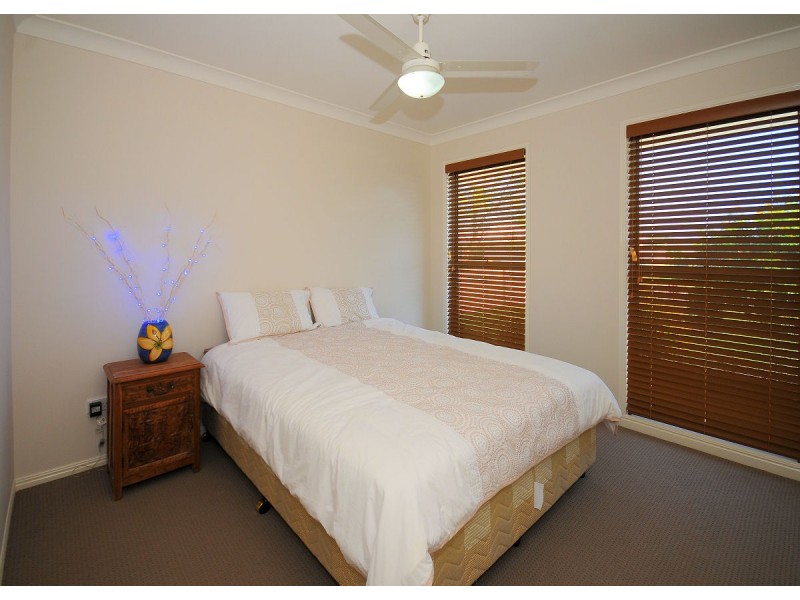 16 Noeme Street, Burrum Heads QLD 4659