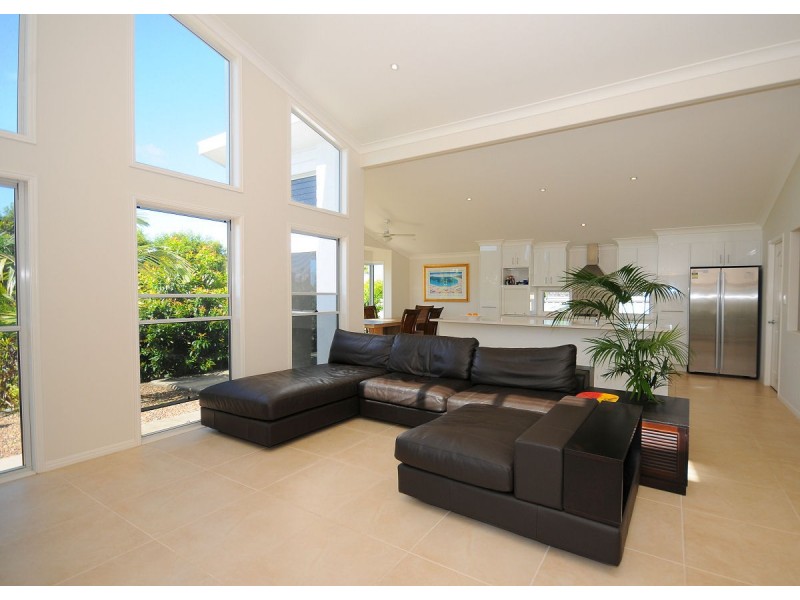 16 Noeme Street, Burrum Heads QLD 4659