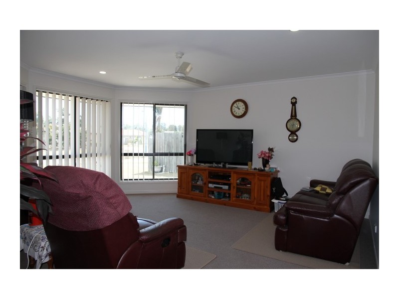 Point Vernon QLD 4655