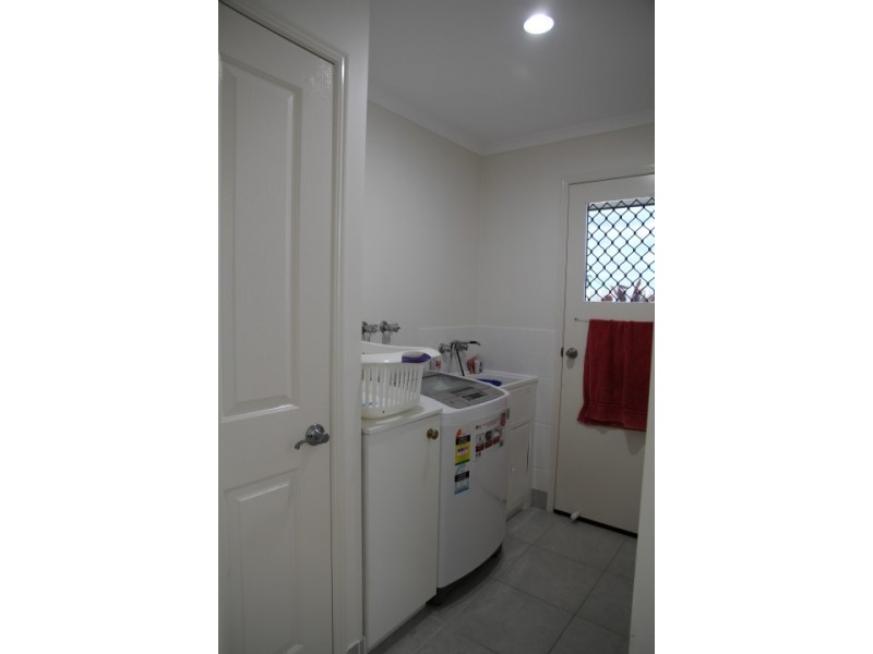 Point Vernon QLD 4655