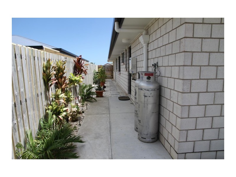 Point Vernon QLD 4655