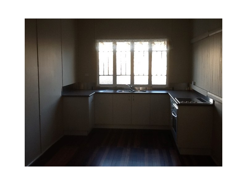 148 TORQUAY TCE, Scarness QLD 4655