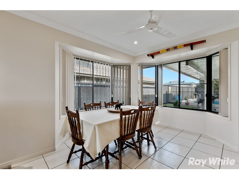 24 Louise Dr, Burrum Heads QLD 4659