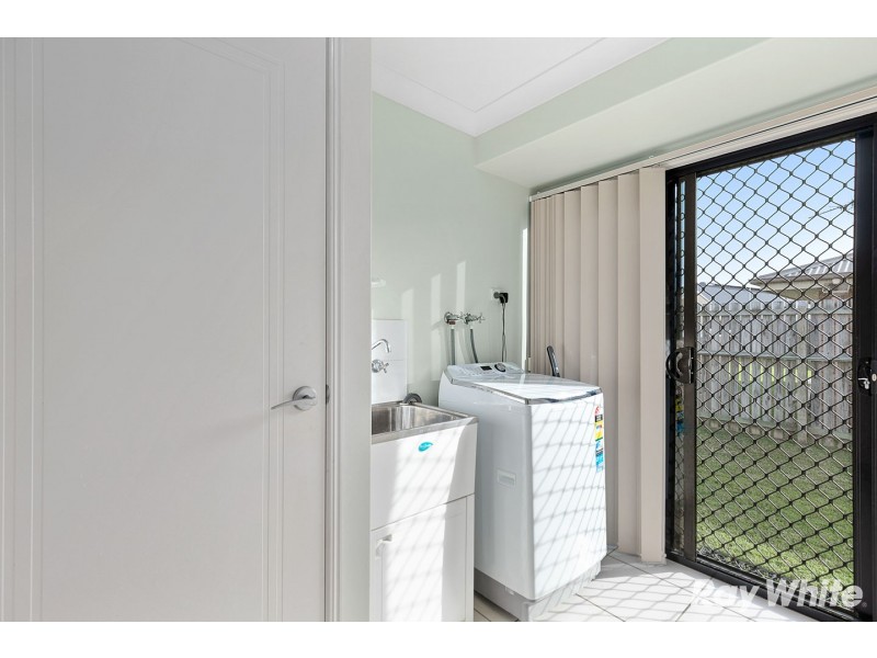 24 Louise Dr, Burrum Heads QLD 4659