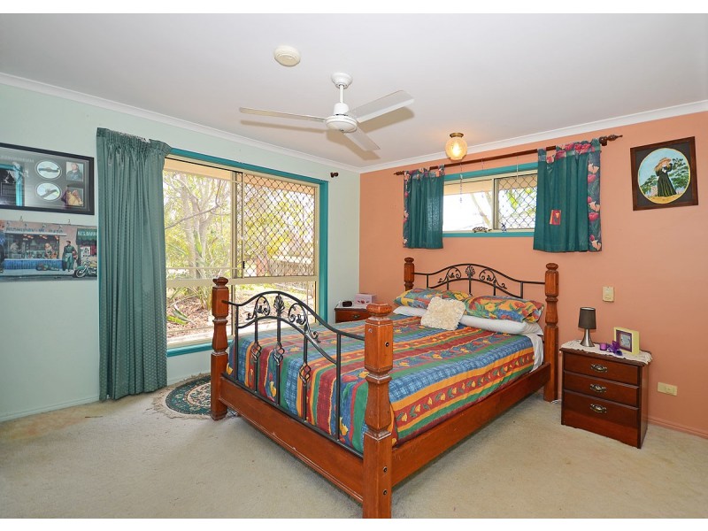 43 Bunker Avenue, Urraween QLD 4655