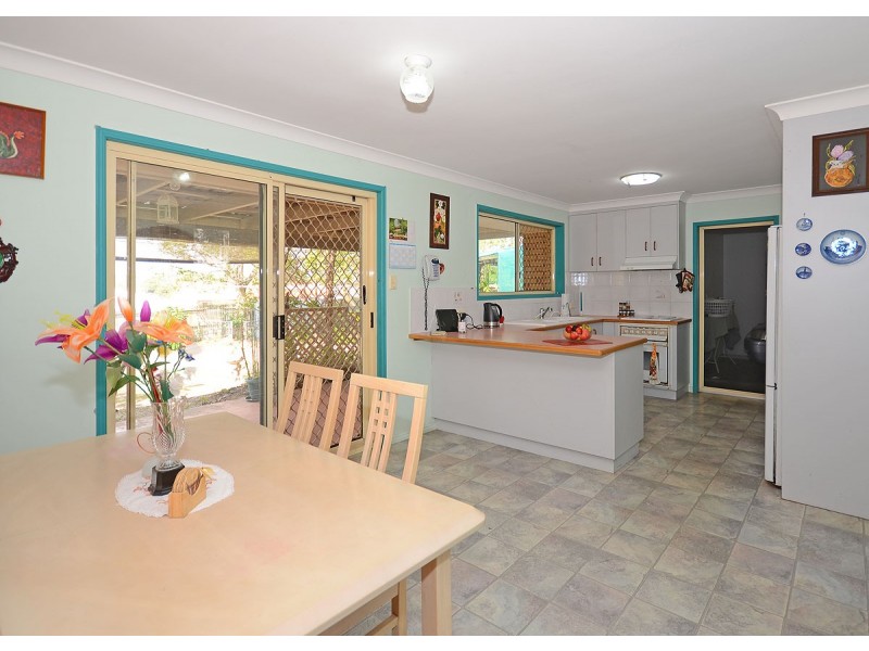 43 Bunker Avenue, Urraween QLD 4655