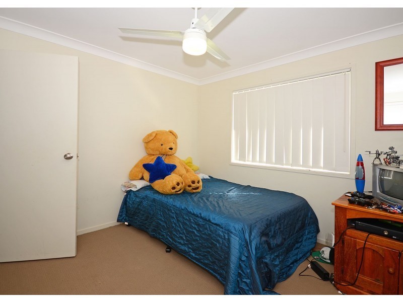 15 Mia Court, Nikenbah QLD 4655