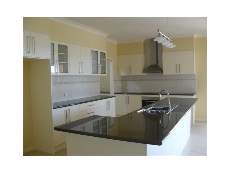 12 Vista Court, Pialba QLD 4655