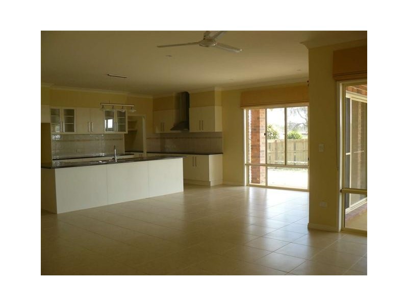 12 Vista Court, Pialba QLD 4655