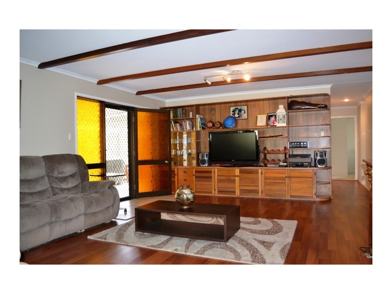 1 John Street, Scarness QLD 4655