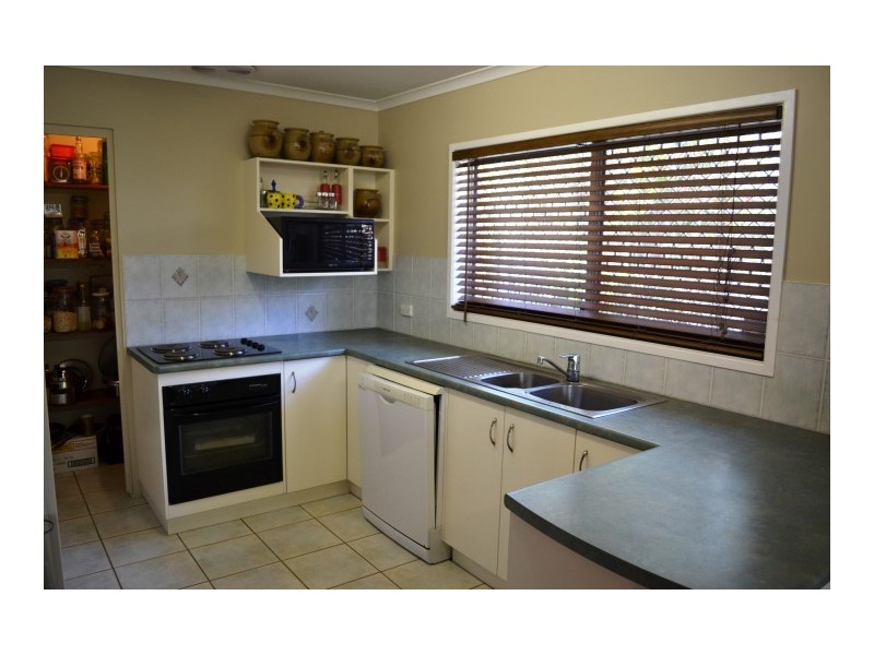 1 John Street, Scarness QLD 4655