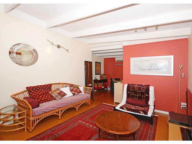 20 Helsham Street, Point Vernon QLD 4655