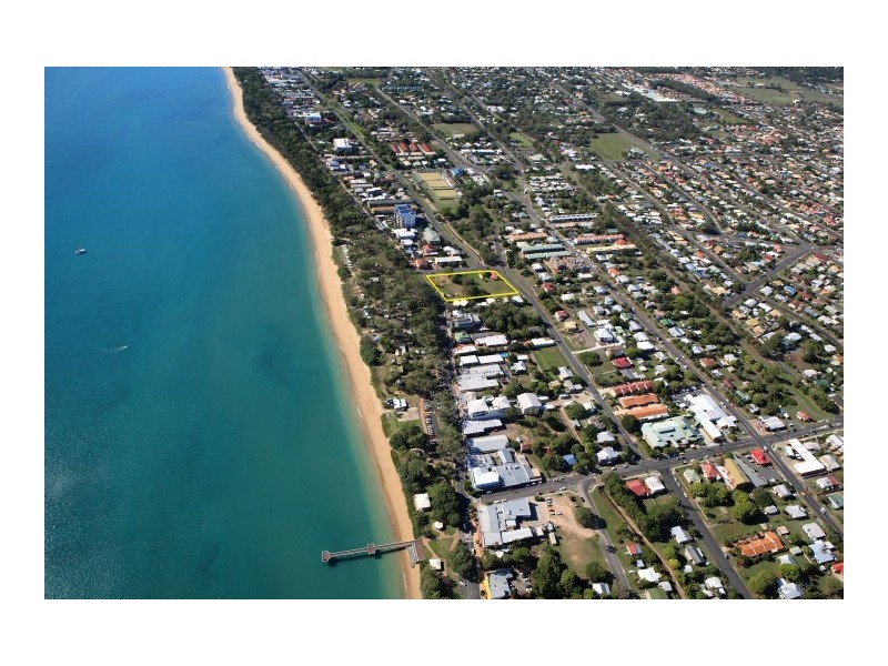 360 – 362 Esplanade, Scarness QLD 4655