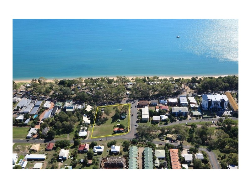 360 – 362 Esplanade, Scarness QLD 4655