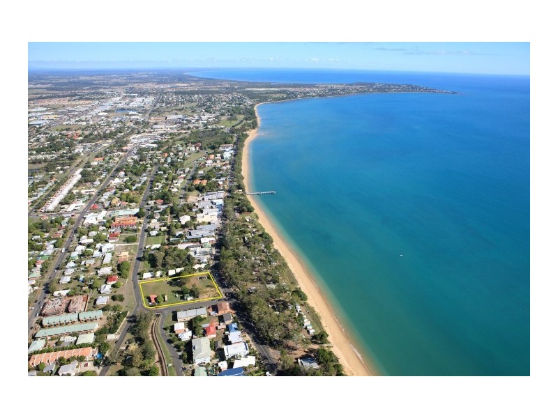 360 – 362 Esplanade, Scarness QLD 4655
