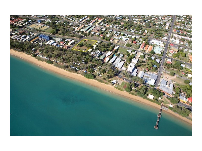 360 – 362 Esplanade, Scarness QLD 4655