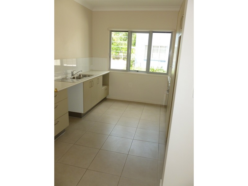 8/39-41 Stephenson Street, Pialba QLD 4655