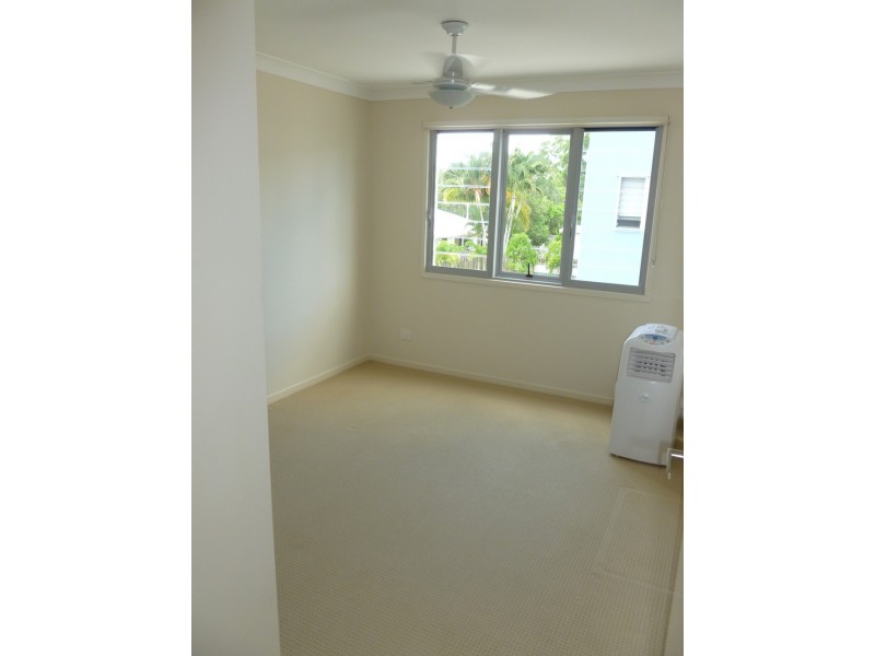 8/39-41 Stephenson Street, Pialba QLD 4655