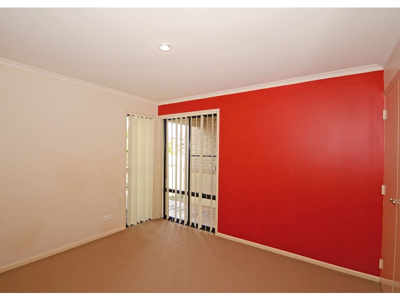 42 Heather Way, Urraween QLD 4655