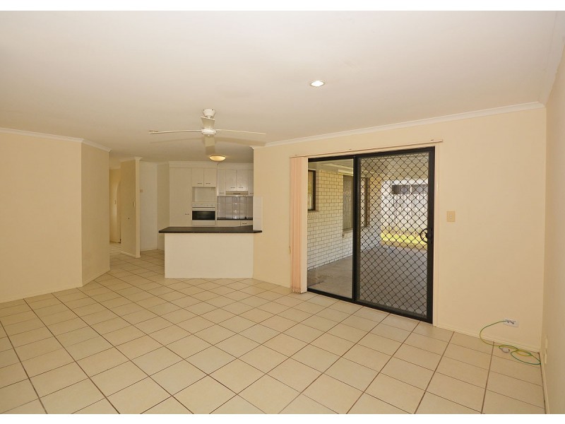 12 Pialba Downs Drive, Eli Waters QLD 4655