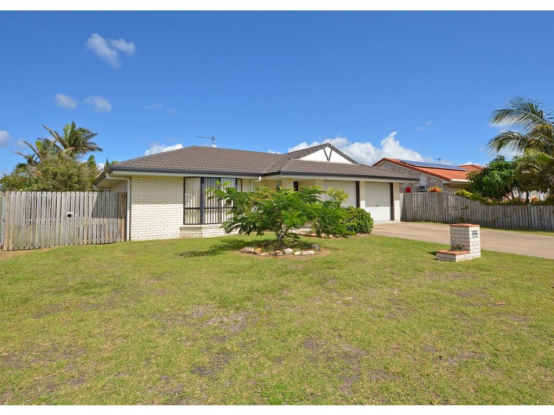 12 Pialba Downs Drive, Eli Waters QLD 4655
