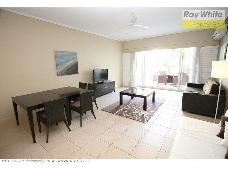 G21/569 Charlton Esplanade, Urangan QLD 4655