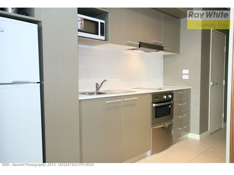 G21/569 Charlton Esplanade, Urangan QLD 4655