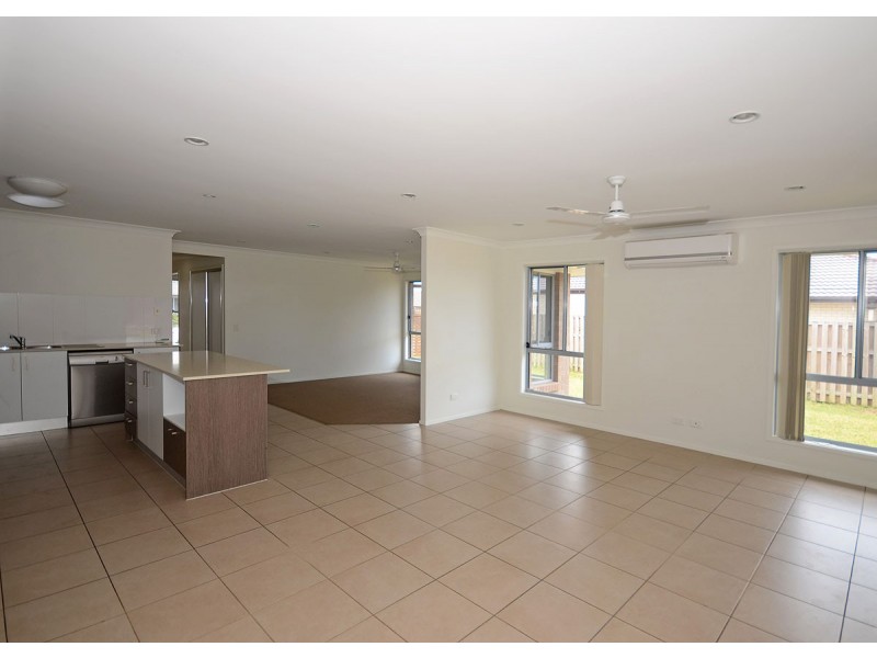 15 Mawson Ct, Urraween QLD 4655