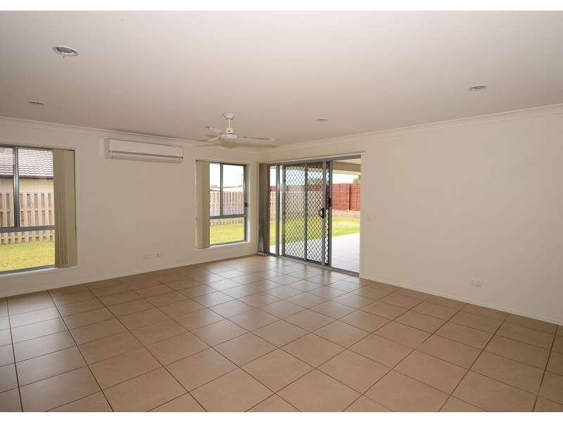 15 Mawson Ct, Urraween QLD 4655