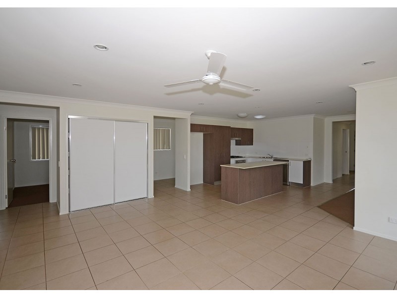 15 Mawson Ct, Urraween QLD 4655