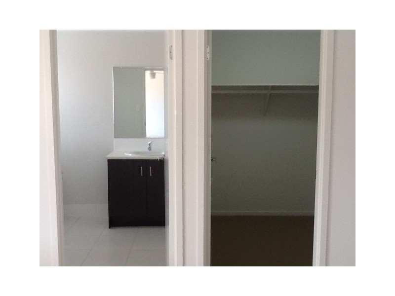 19 MORGAN CCT, Urraween QLD 4655