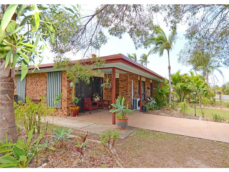 1 Trisha Court, Scarness QLD 4655