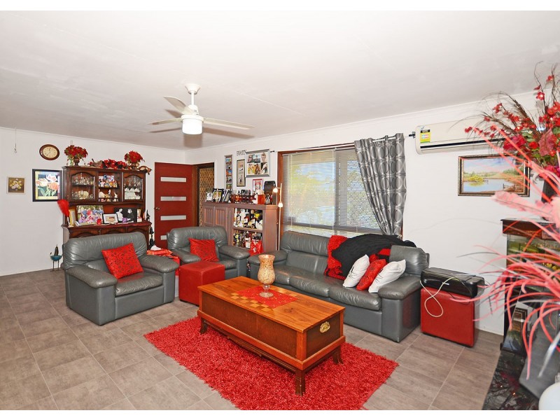 1 Trisha Court, Scarness QLD 4655