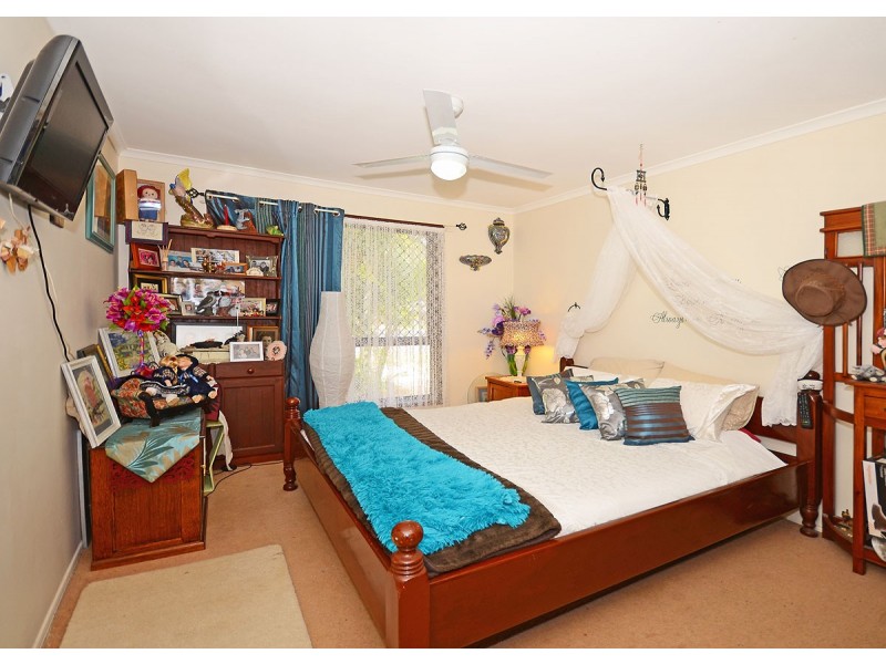 1 Trisha Court, Scarness QLD 4655