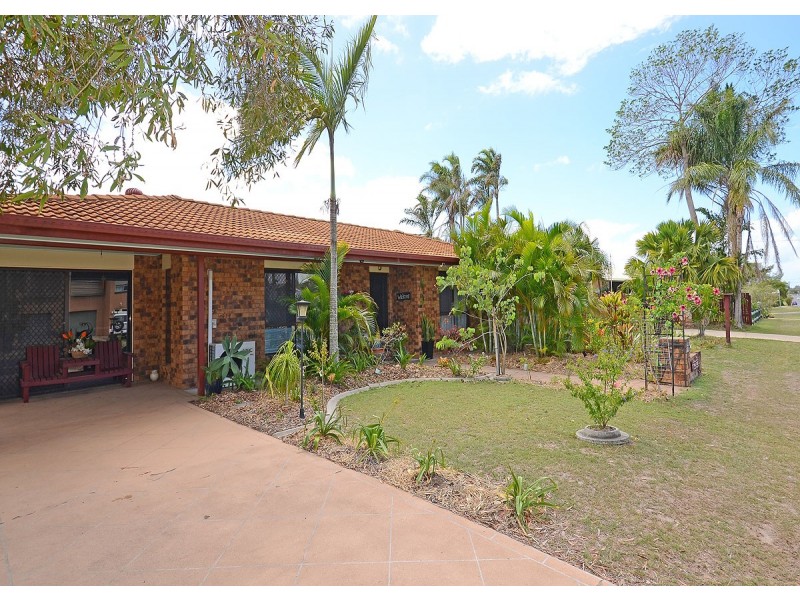 1 Trisha Court, Scarness QLD 4655