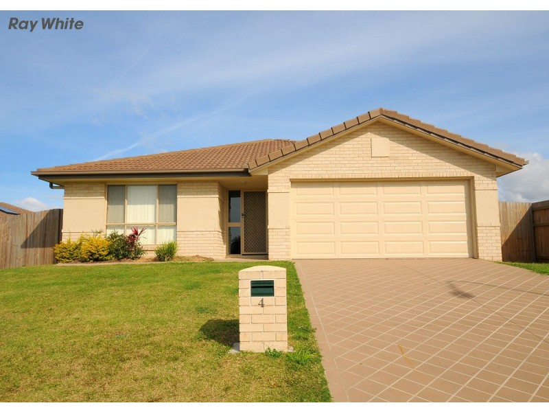 4 Beagle Avenue, Nikenbah QLD 4655
