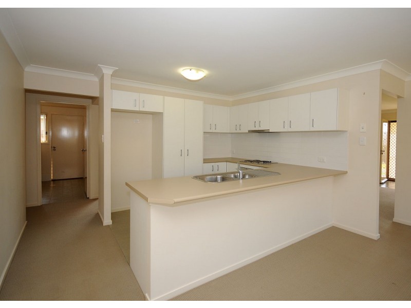 4 Beagle Avenue, Nikenbah QLD 4655