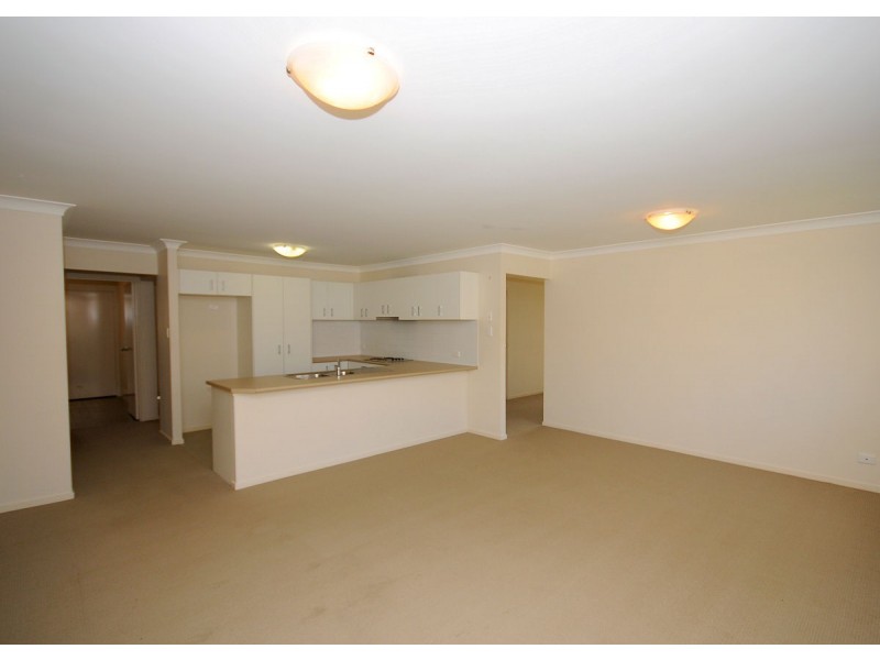 4 Beagle Avenue, Nikenbah QLD 4655